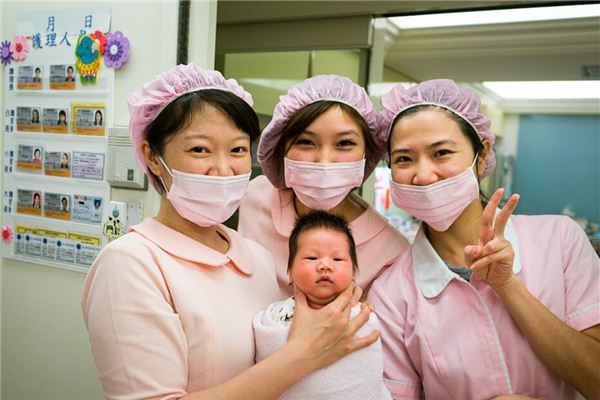 接生婆 产婆 助产士