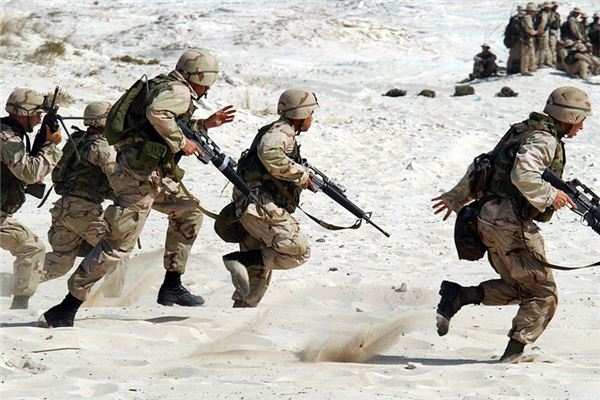 梦见陆军是什么意思 梦见陆军是什么意思