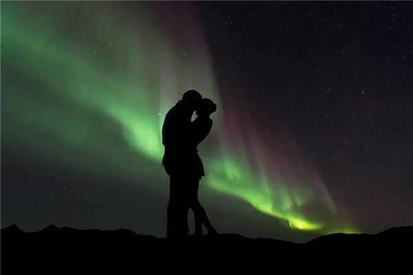 梦见第三者是什么意思 梦见第三者是什么意思