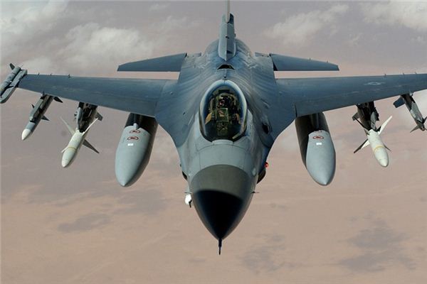 梦见飞行员是什么意思 梦见飞行员是什么意思