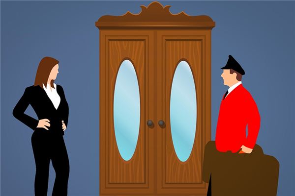 梦见侍者是什么意思 梦见侍者是什么意思