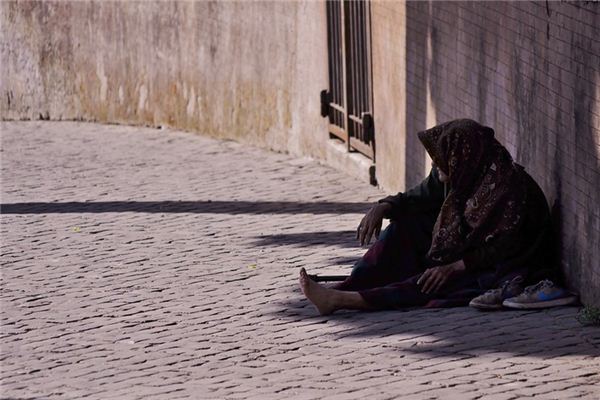 梦见叫花子是什么意思 梦见叫花子是什么意思