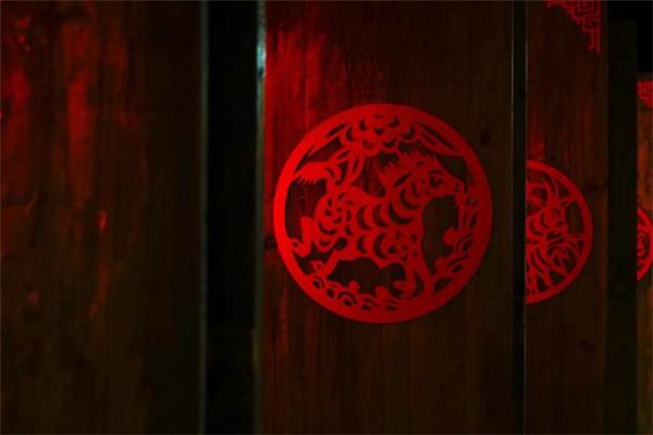 梦见剪纸是什么意思 梦见剪纸是什么意思