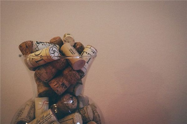 梦见软木塞是什么意思 梦见软木塞是什么意思