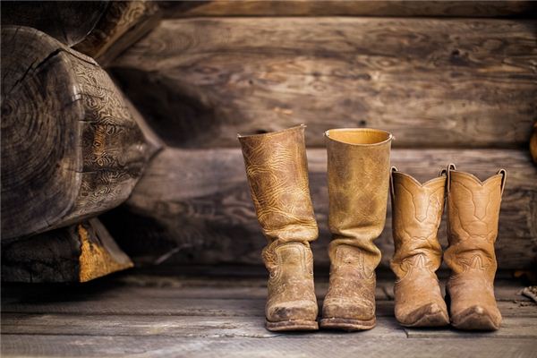 梦见靴子是什么意思 梦见靴子是什么意思