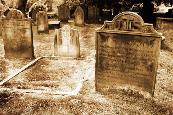 梦见碑文是什么意思 梦见碑文是什么意思