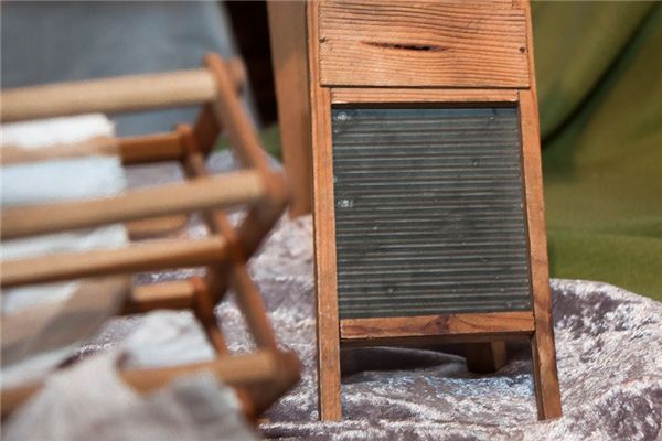 梦见搓衣板是什么意思 梦见搓衣板是什么意思