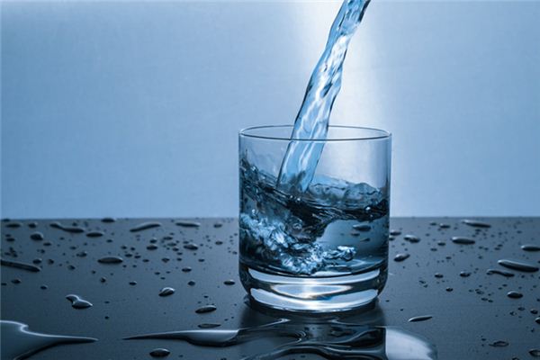 梦见矿泉水是什么意思 梦见矿泉水是什么意思