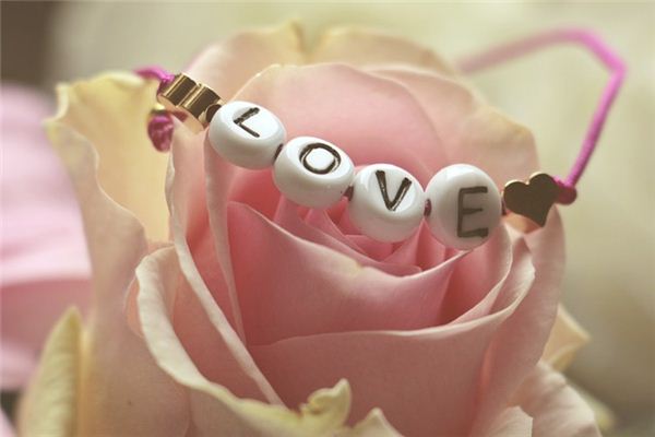 梦见手链是什么意思 梦见手链是什么意思