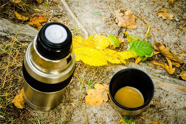 梦见热水瓶是什么意思 梦见热水瓶是什么意思