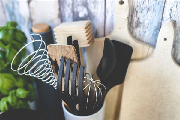 梦见厨具是什么意思 梦见厨具是什么意思