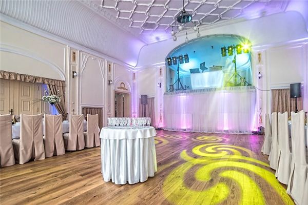 梦见桌布是什么意思 梦见桌布是什么意思