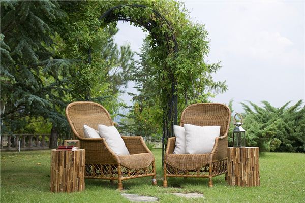 梦见扶手椅是什么意思 梦见扶手椅是什么意思