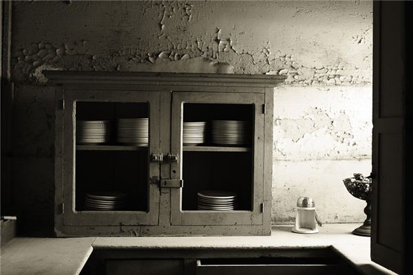 梦见碗橱是什么意思 梦见碗橱是什么意思