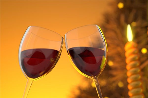 梦见苦艾酒是什么意思 梦见苦艾酒是什么意思