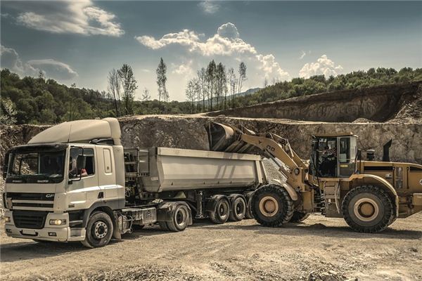 梦见载重车是什么意思 梦见载重车是什么意思