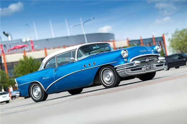 梦见车辆是什么意思 梦见车辆是什么意思