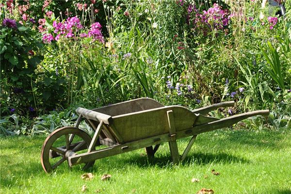 梦见手推车是什么意思 梦见手推车是什么意思