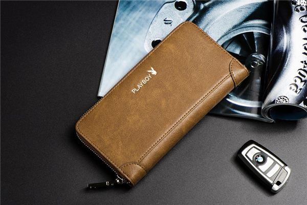 梦见皮包是什么意思 梦见皮包是什么意思