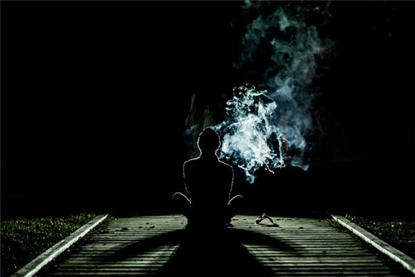 梦见给鬼磕头是什么意思 梦见给鬼磕头是什么意思