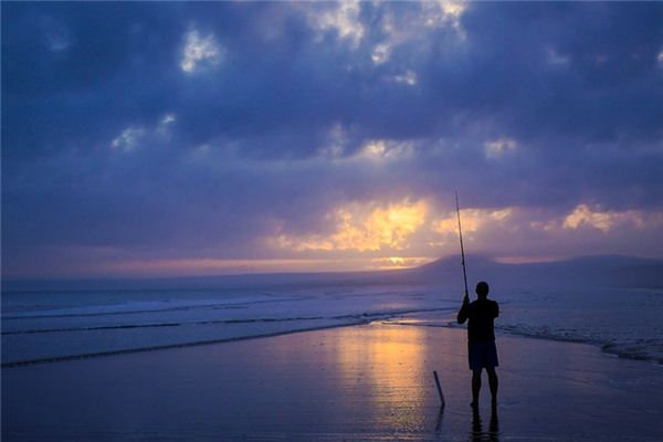 梦见去钓鱼是什么意思 梦见去钓鱼是什么意思