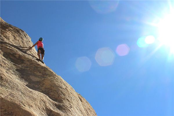 梦见攀岩是什么意思 梦见攀岩是什么意思