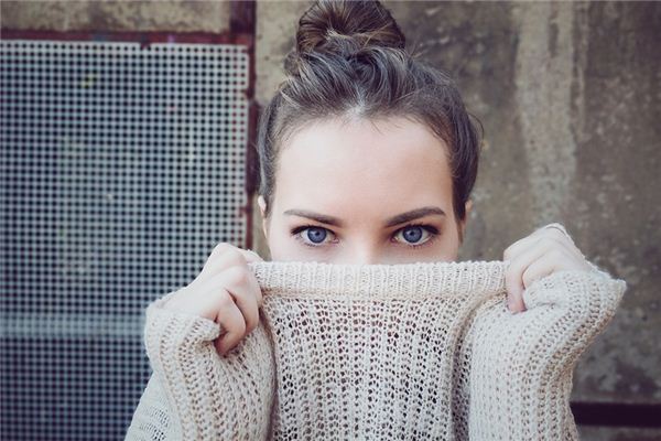 梦见洗眼睛是什么意思 梦见洗眼睛是什么意思