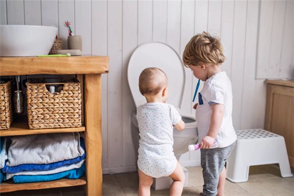 梦见刷马桶是什么意思 梦见刷马桶是什么意思