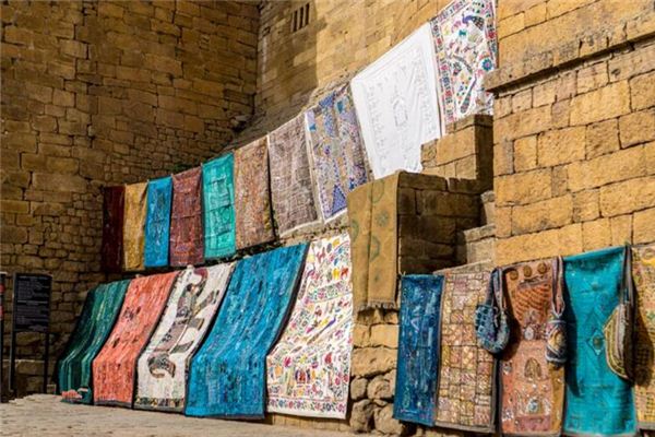 梦见晒被子是什么意思 梦见晒被子是什么意思