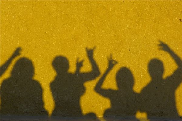 梦见影子是什么意思 梦见影子是什么意思