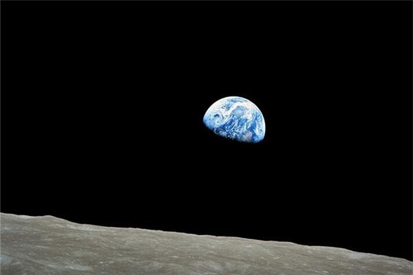 点击查看源网页 月亮忽然掉下来