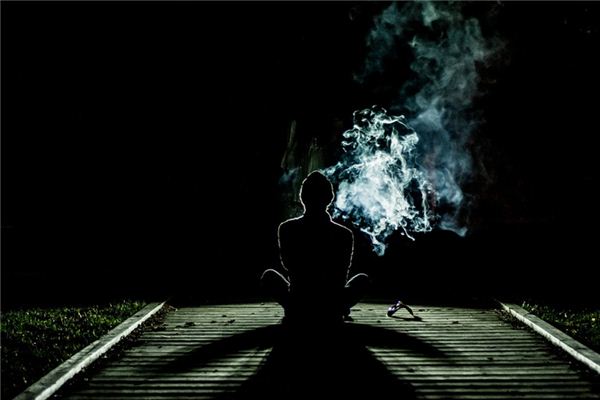 梦见阴气是什么意思 梦见阴气是什么意思