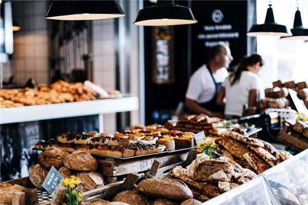 梦见面包店是什么意思 梦见面包店是什么意思