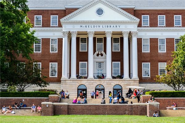 梦见校园是什么意思 梦见校园是什么意思