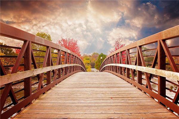 梦见独木桥是什么意思 梦见独木桥是什么意思