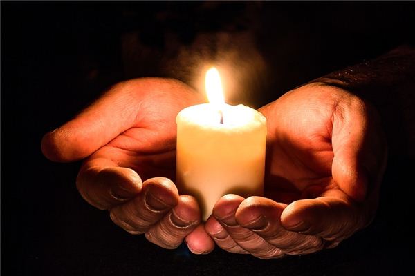 梦见烛花是什么意思 梦见烛花是什么意思