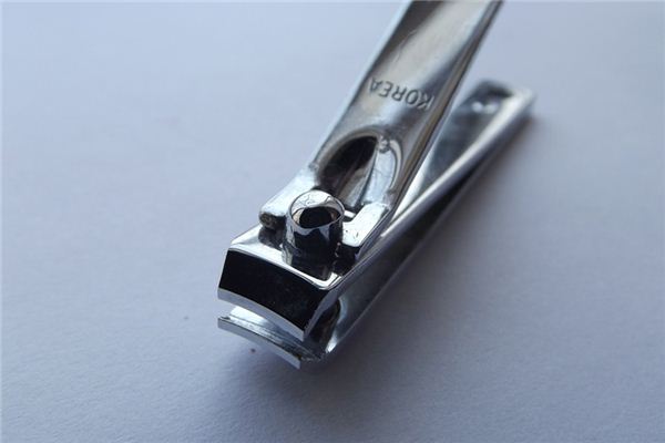 梦见剪指甲是什么意思 梦见剪指甲是什么意思