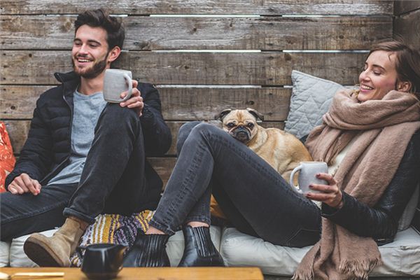 梦见朋友调情是什么意思 梦见朋友调情是什么意思