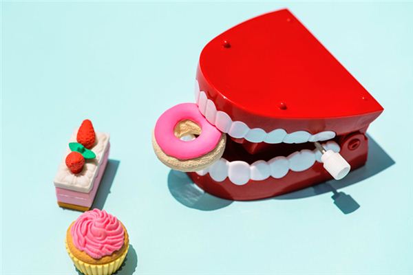 梦见牙疼 梦见牙疼