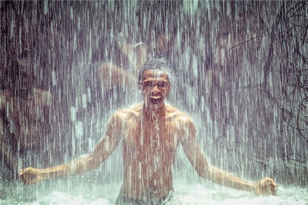梦见淋浴是什么意思 梦见淋浴是什么意思