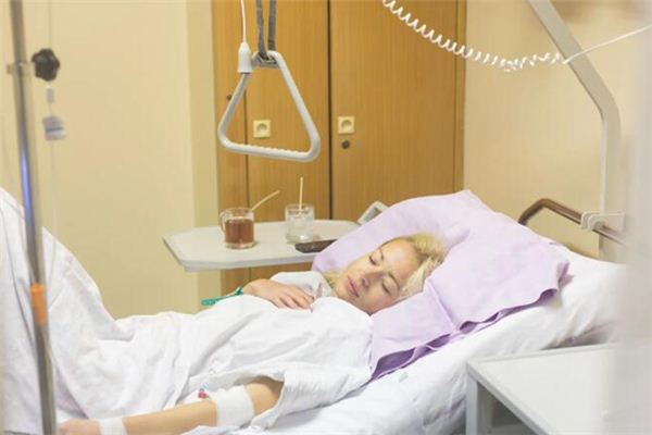 梦见打点滴是什么意思 梦见打点滴是什么意思