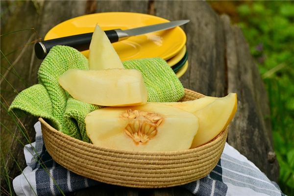 梦见吃甜瓜是什么意思 梦见吃甜瓜是什么意思