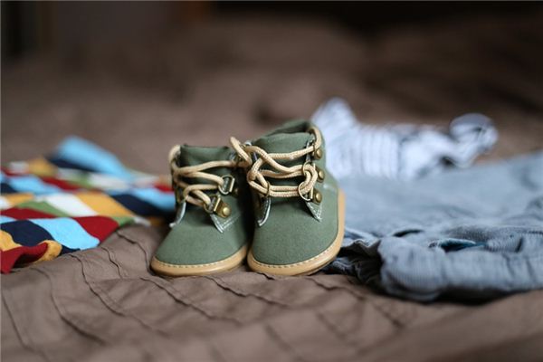 梦见买鞋是什么意思 梦见买鞋是什么意思