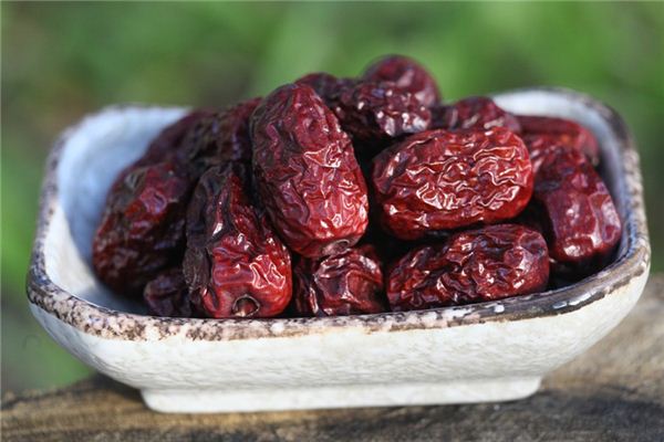 梦见吃枣子是什么意思 梦见吃枣子是什么意思