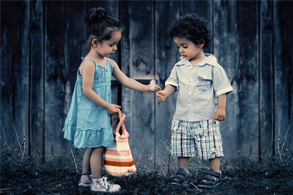 梦见孩子拉屎是什么意思 梦见孩子拉屎是什么意思