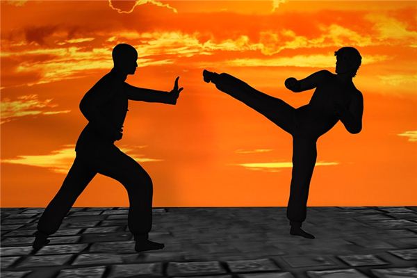 梦见打架斗殴 梦见打架斗殴