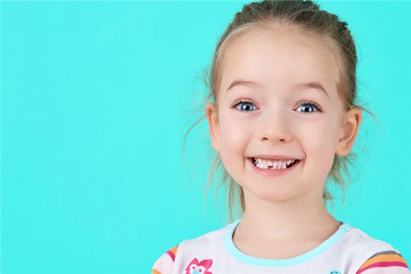 梦见掉牙是怎么回事是什么意思 梦见掉牙是怎么回事是什么意思