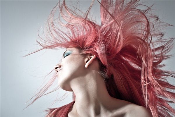 梦见换发型是什么意思 梦见换发型是什么意思